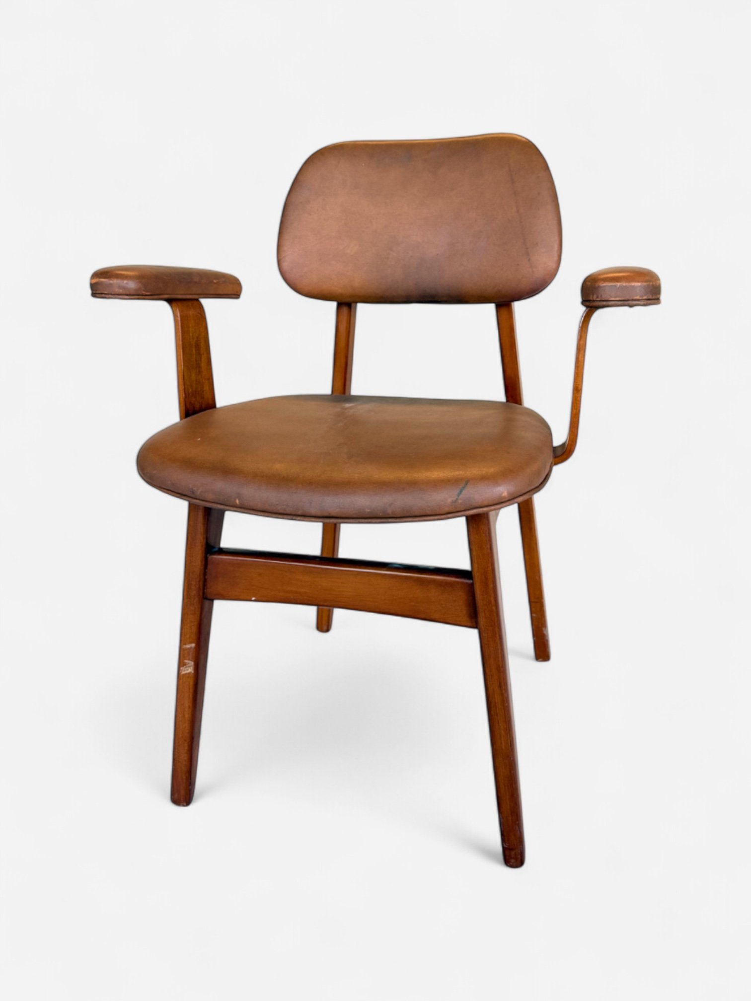 RETRO ARMCHAIR