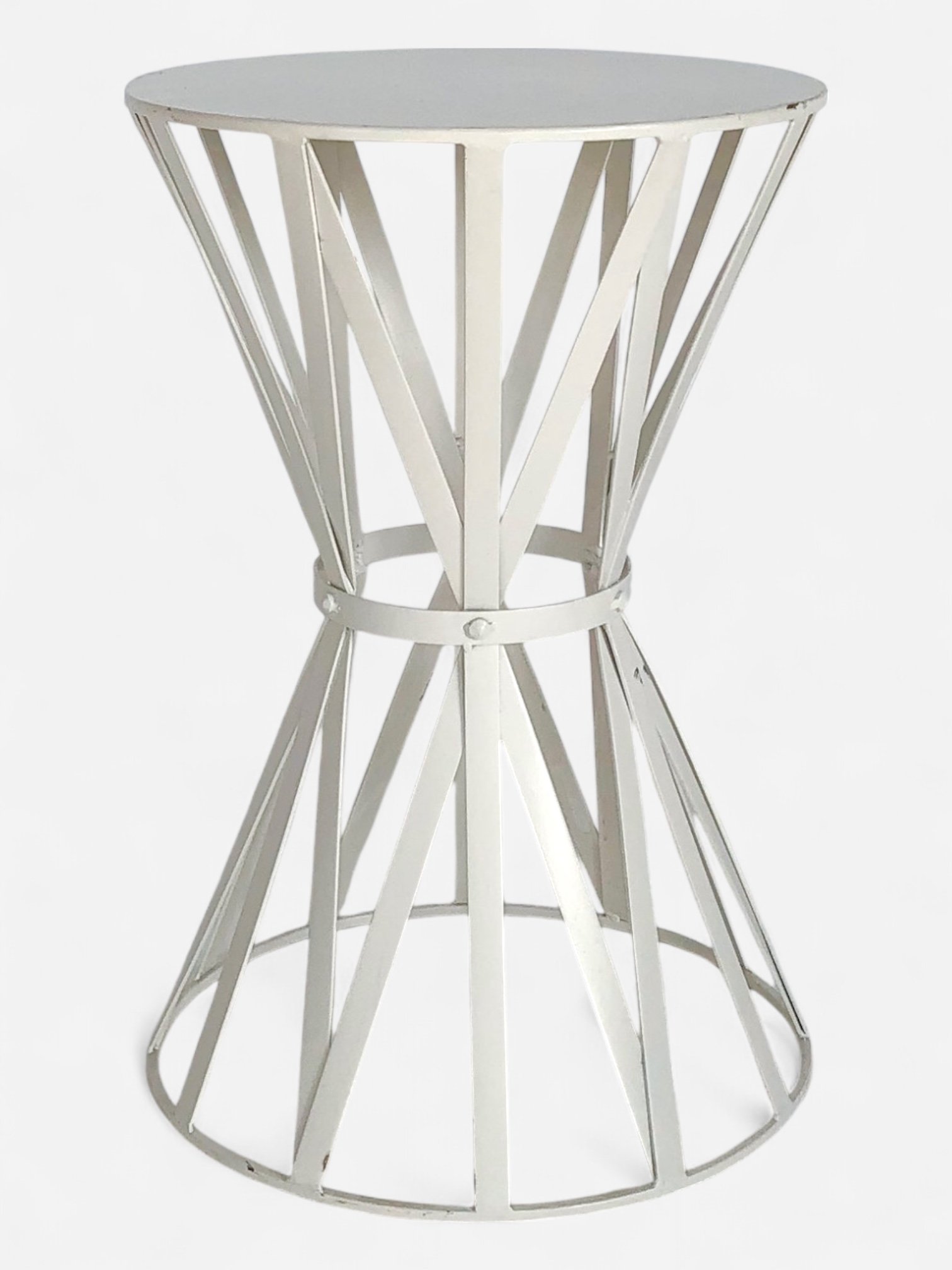 WHITE METAL CRISS CROSS STOOL