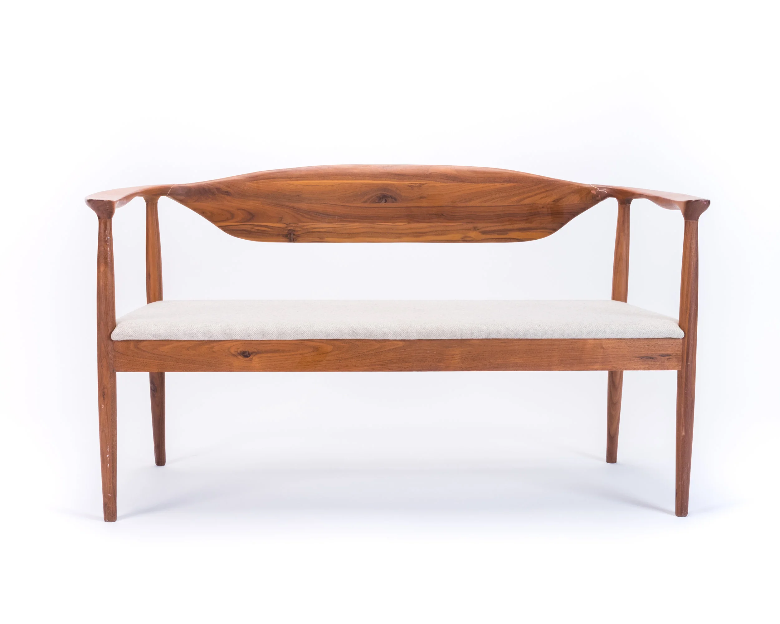 Bench Gook MODERN BENCH — Hook Props