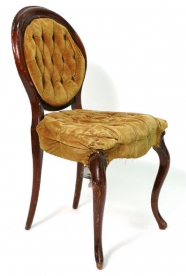 FRENCH+GOLD+TUFTED+CHAIR+19%22x20%22x35%22.jpg