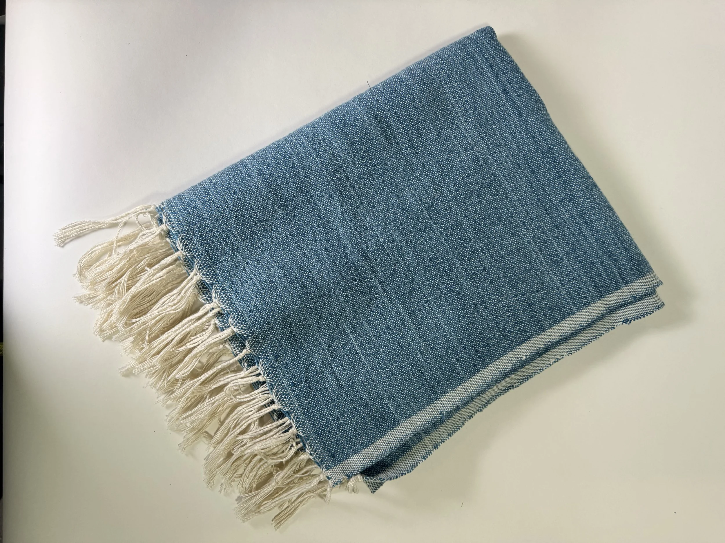 BLUE ROPE FRINGED THROW BLANKET
