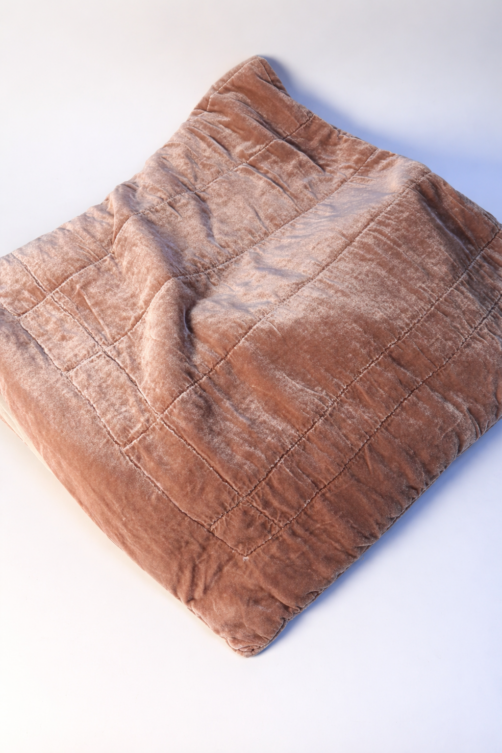 FRETTE SILK VELVET KING SIZED QUILT COMFORTER