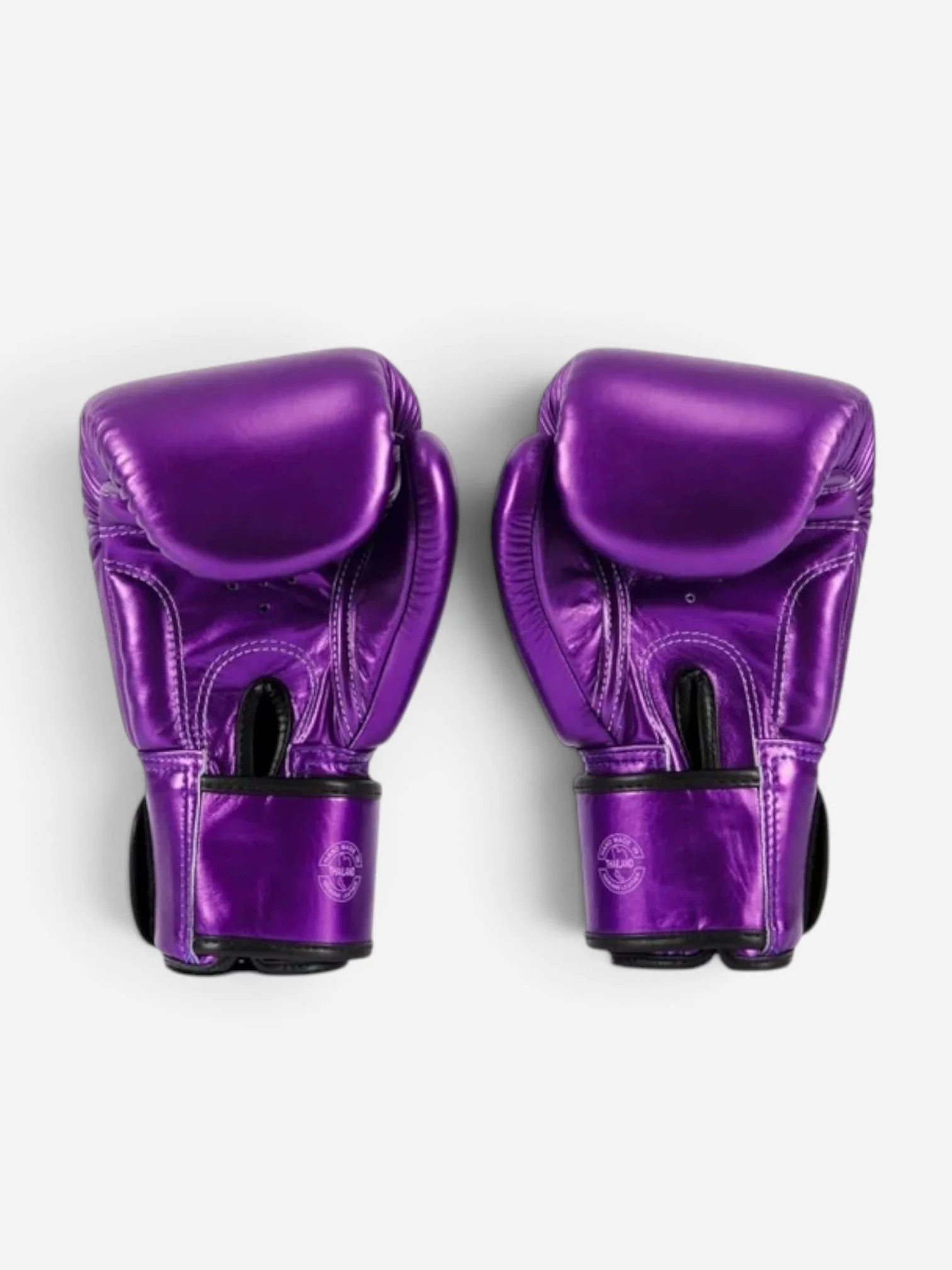 fairtex-bgv22-metallic-microfiber-boxing-gloves-673084-Photoroom.jpg (Copy)
