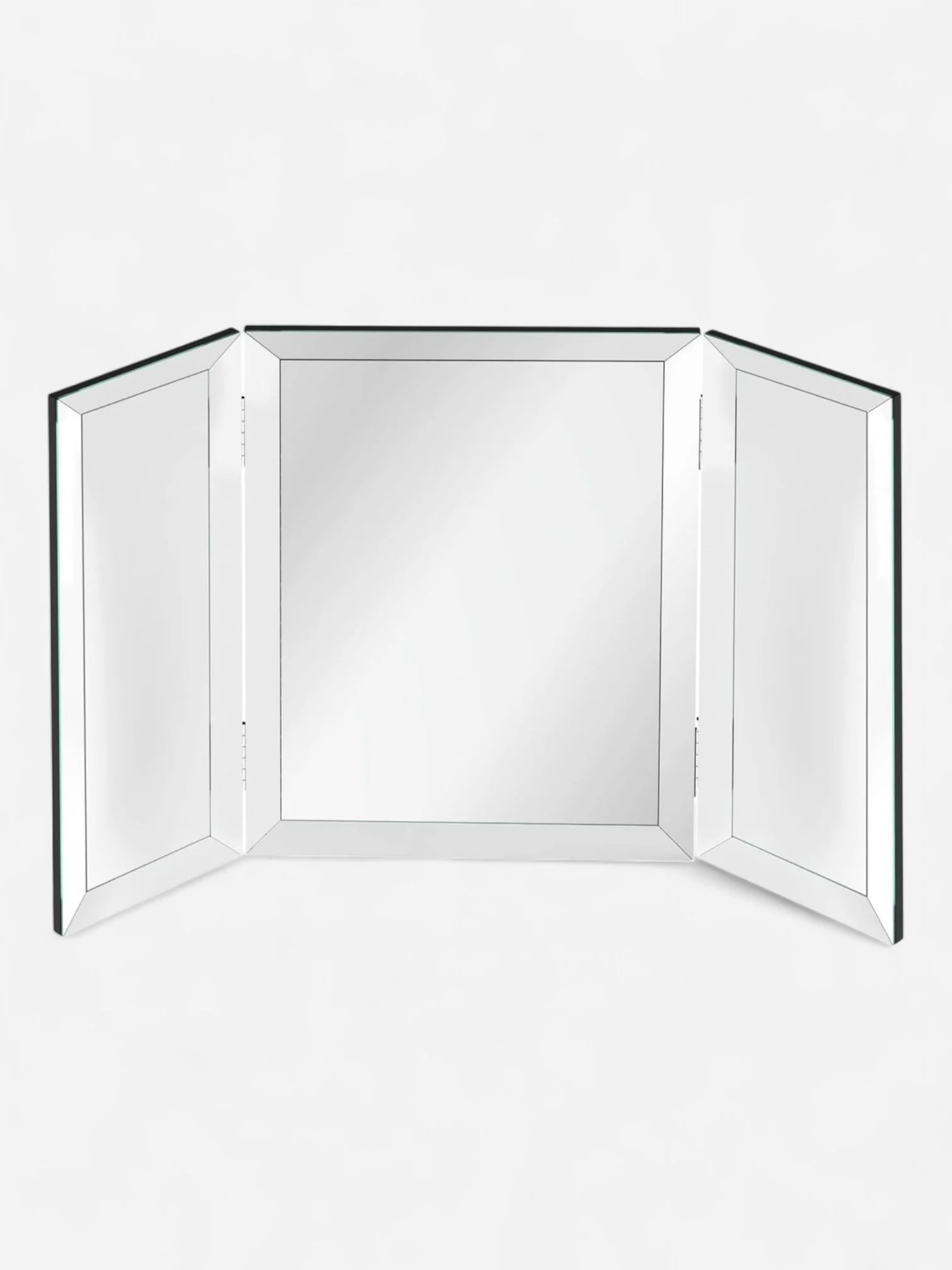 SILVER TRIFOLD MIRROR (28' X 40")