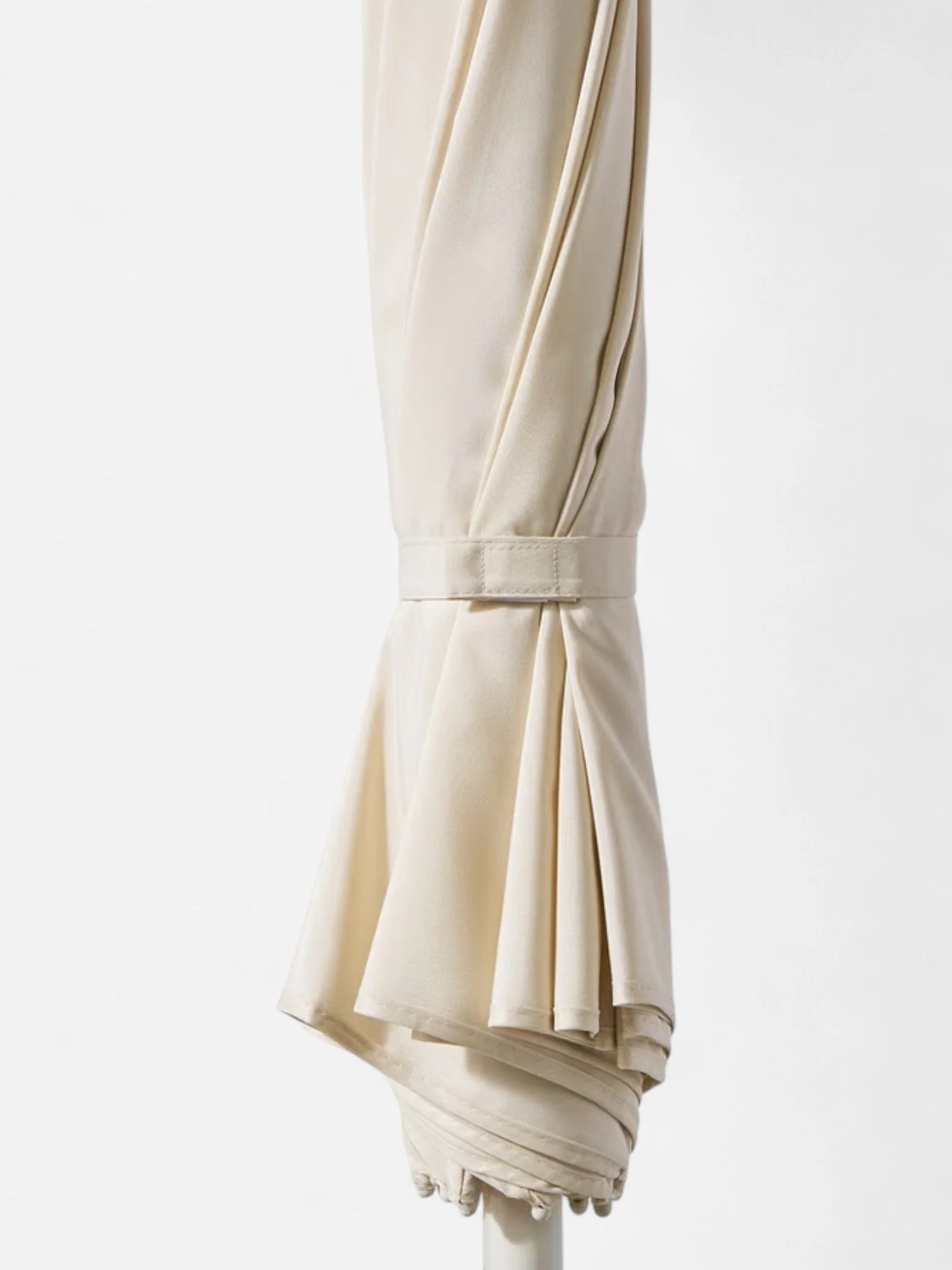 samsoe-umbrella-tilting-beige__0907353_pe615672_s5-Photoroom.jpg