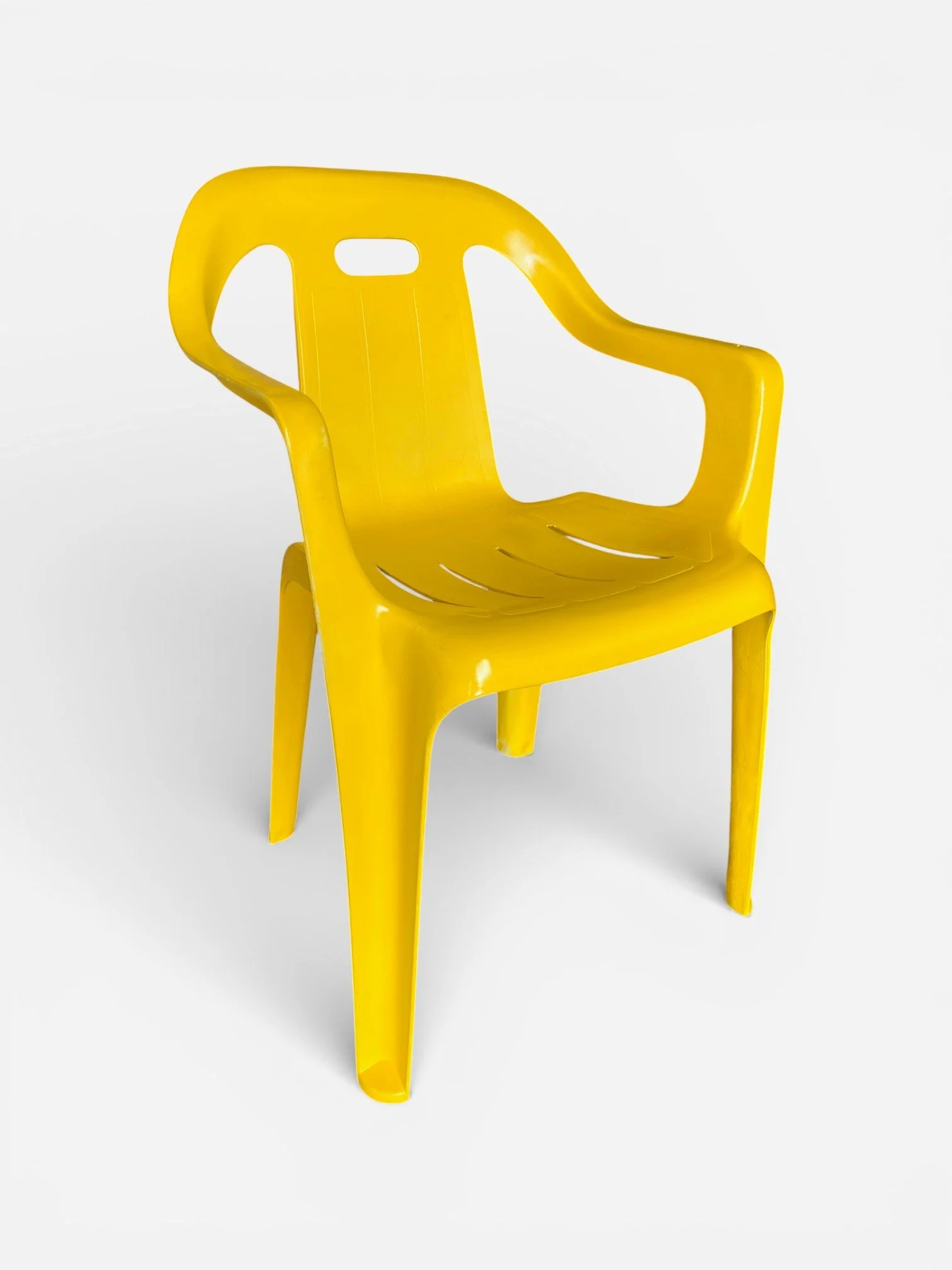 yellow chair 2.jpg