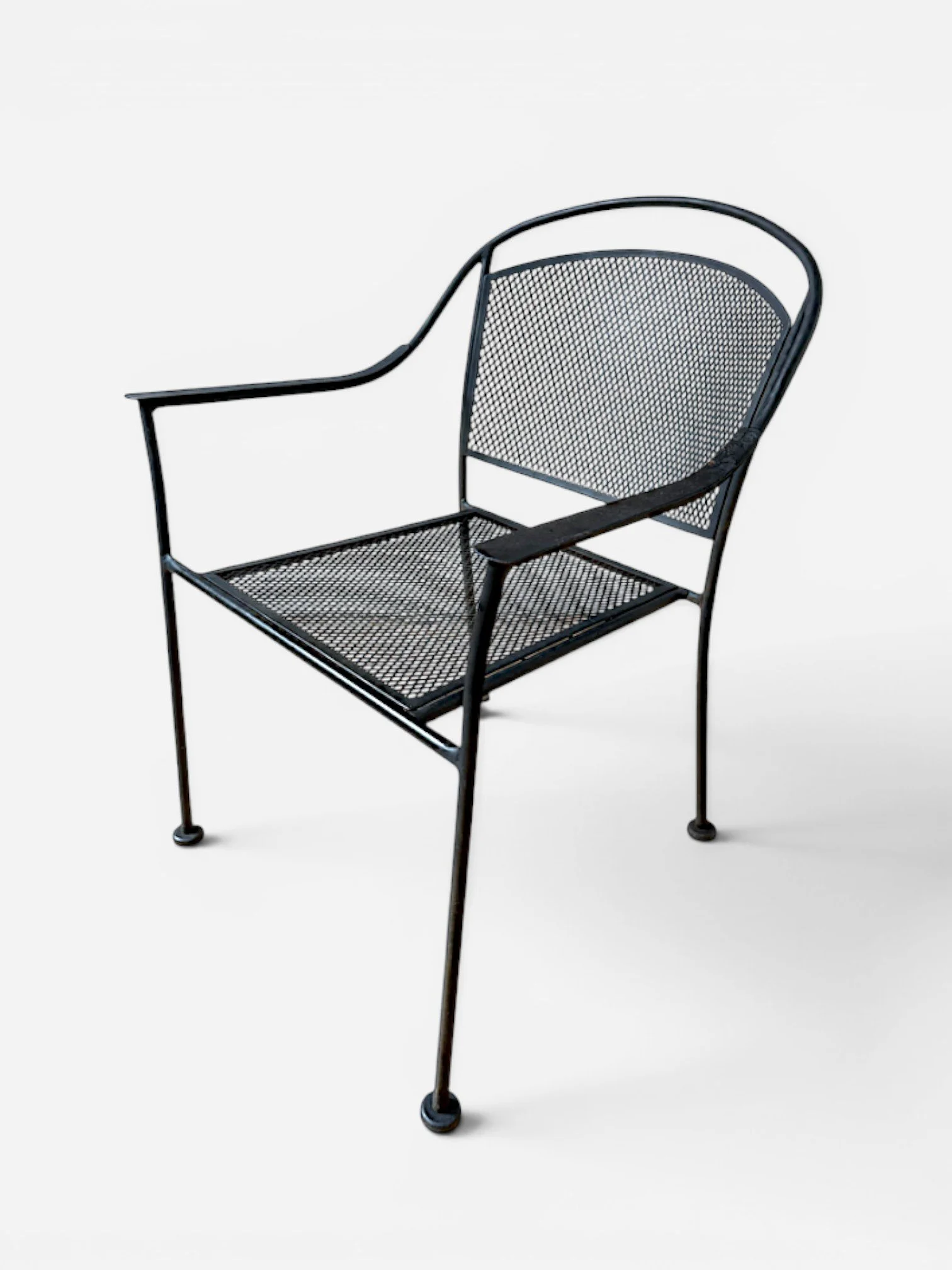 BLACK IRON OUTDOOR CHAIR