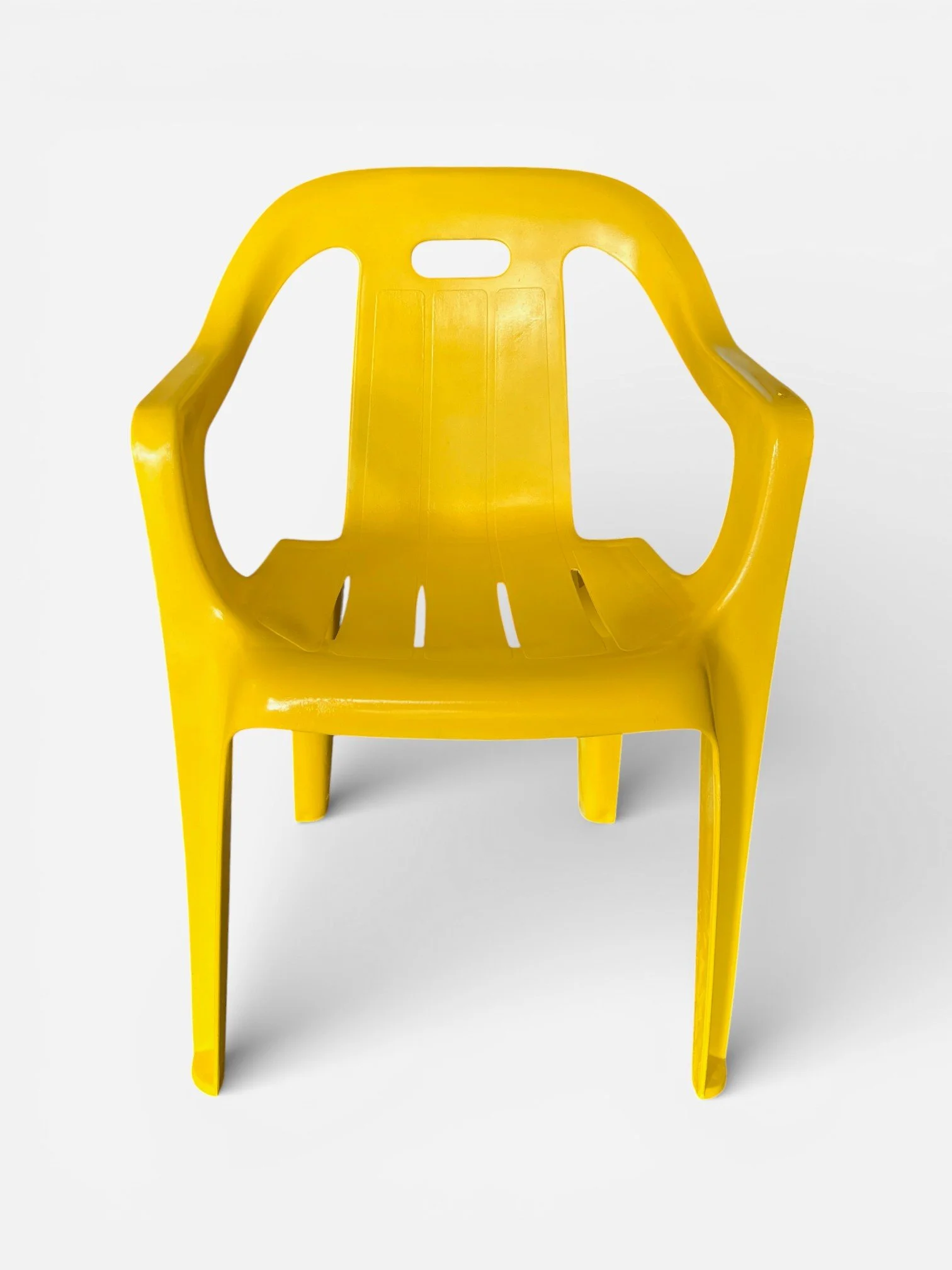 yellow chair 1.jpg