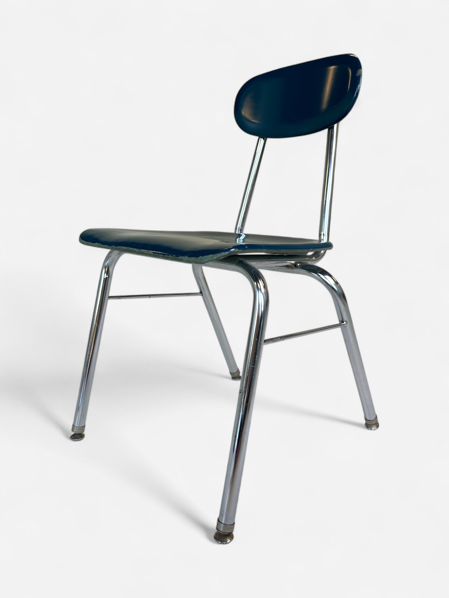 BLUE SCHOOL CHAIR