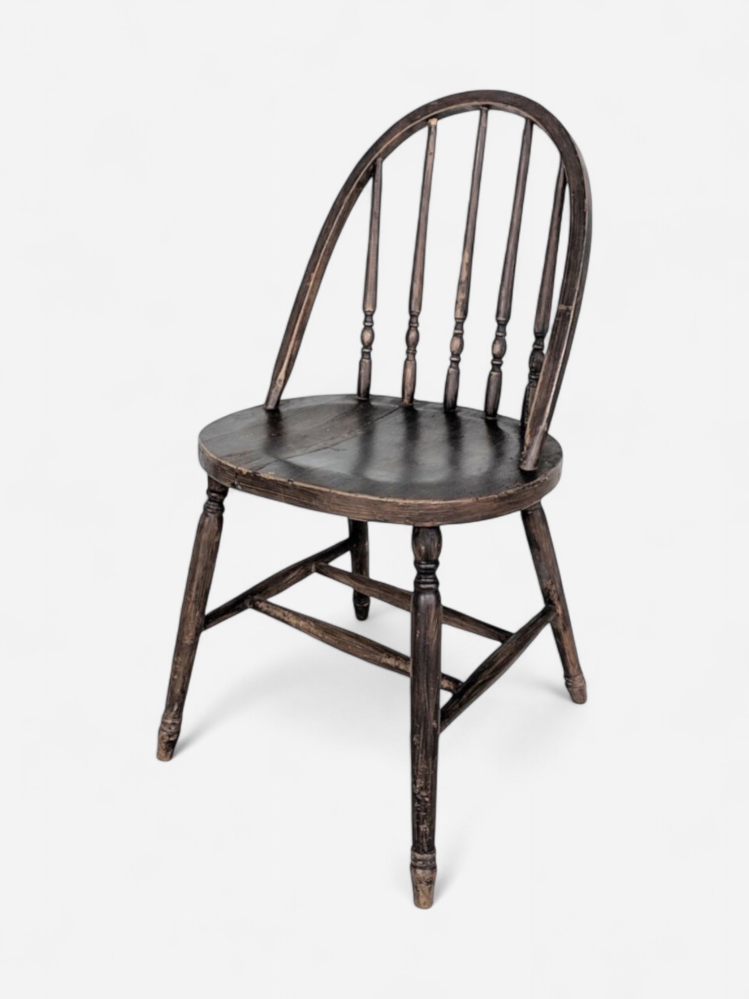 WINDSOR WOODEN SIDE CHAIR