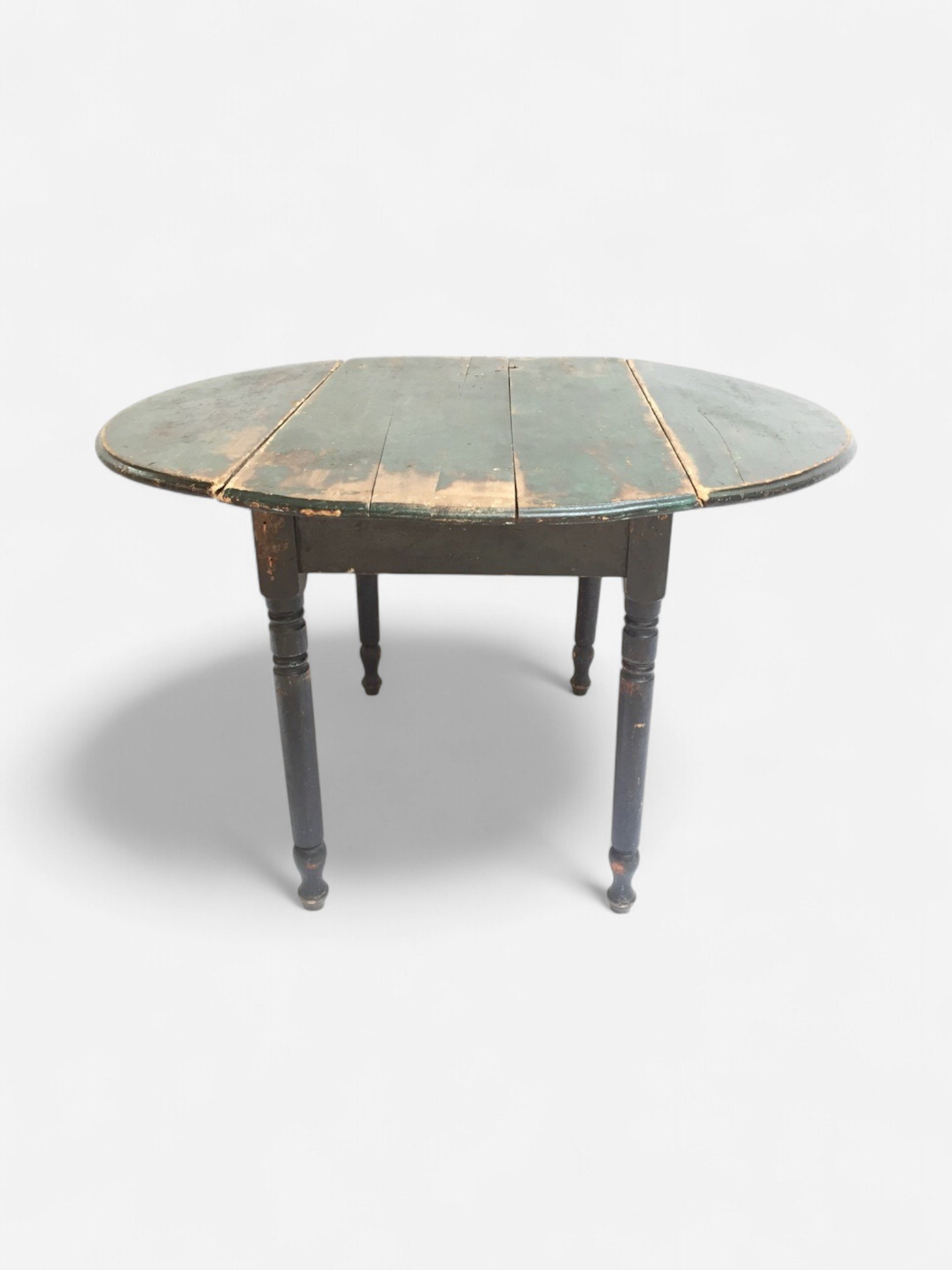 GREEN FOLDING LEAF TABLE