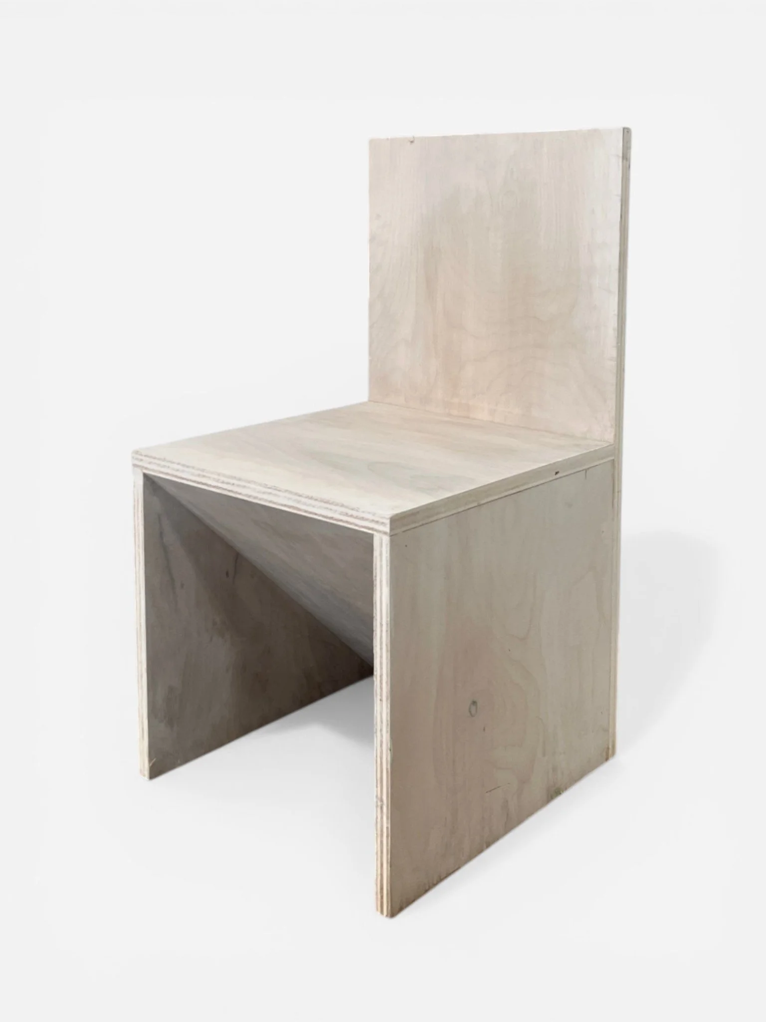 WHITE WASH WOODEN ANGULAR CHAIR