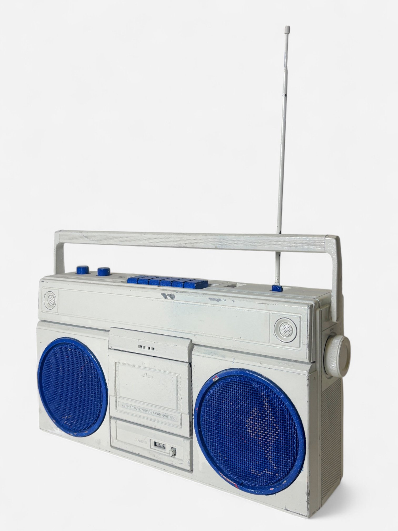 BLUE & WHITE 80s BOOMBOX