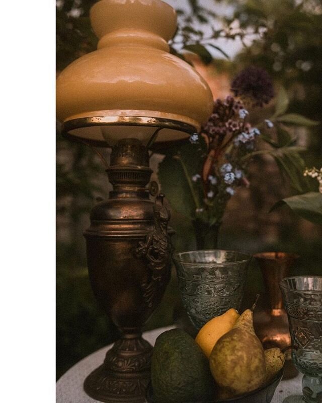 Just before the rain #details #rosenthal #oillamp #garden #tablesetting