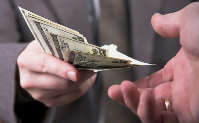 SBN Invites You To Meet A Bag Man