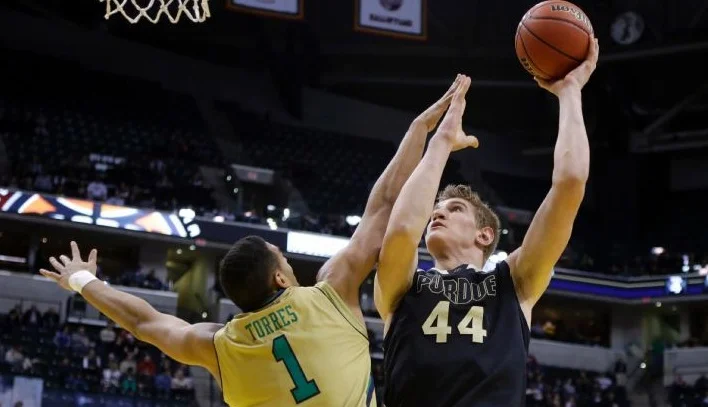 Boilers Soil Selves in Indy; Crushed by Irish, 94-63