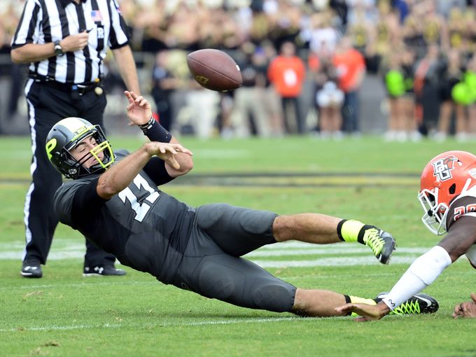 Boilers bumble against Bowling Green, 35-28