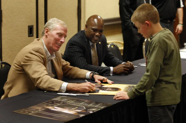 Some Stories Tell Themselves