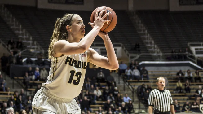 WBB Roars Back From 17 Down, Stops Lady Lions 88-78 In 2 OT