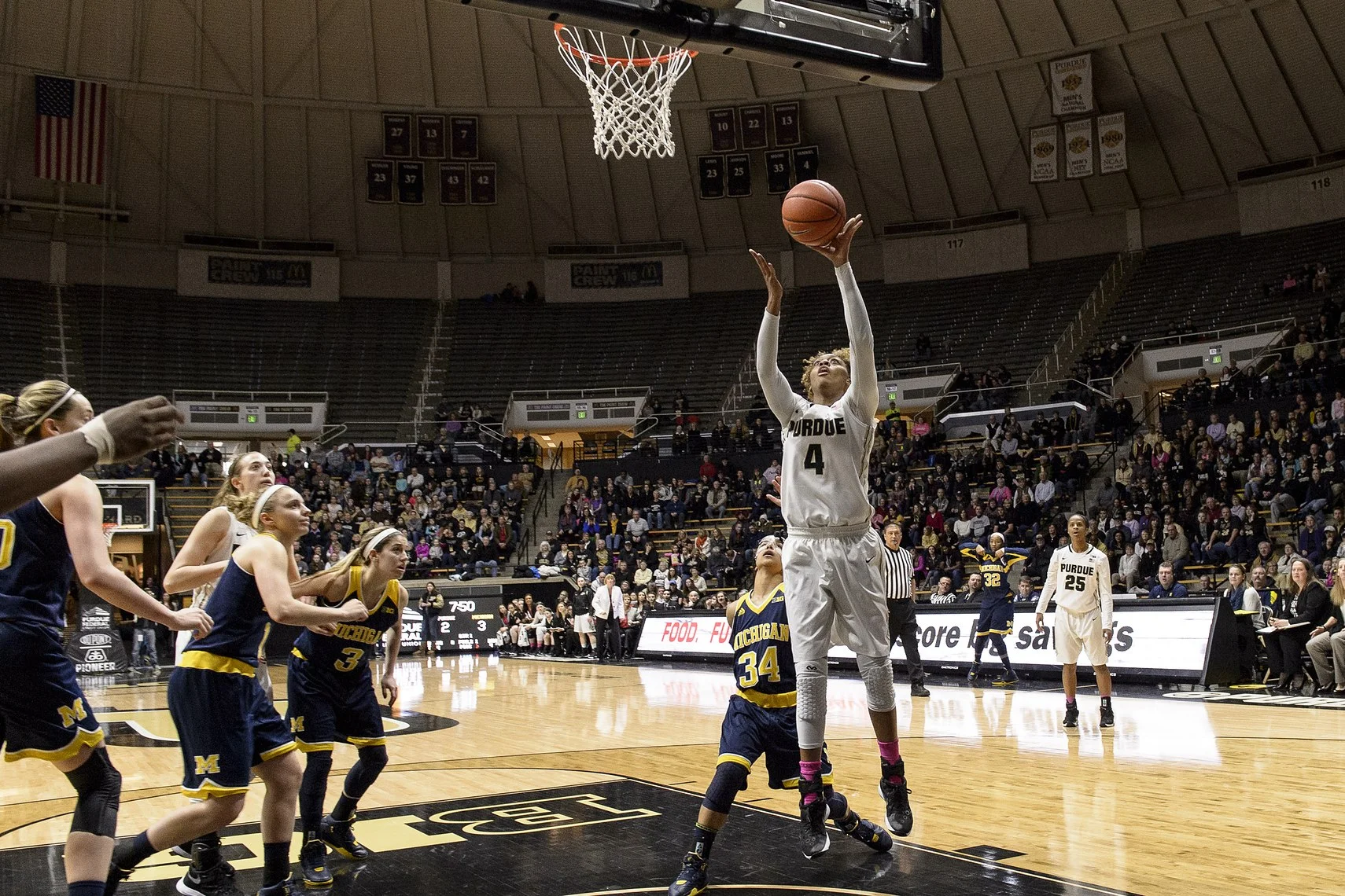 WBB Runs Out Of Gas, Falls To Michigan 68-61