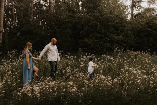 The Will Family // A Rainy Spring Family Session // Emilee Kerner Photography