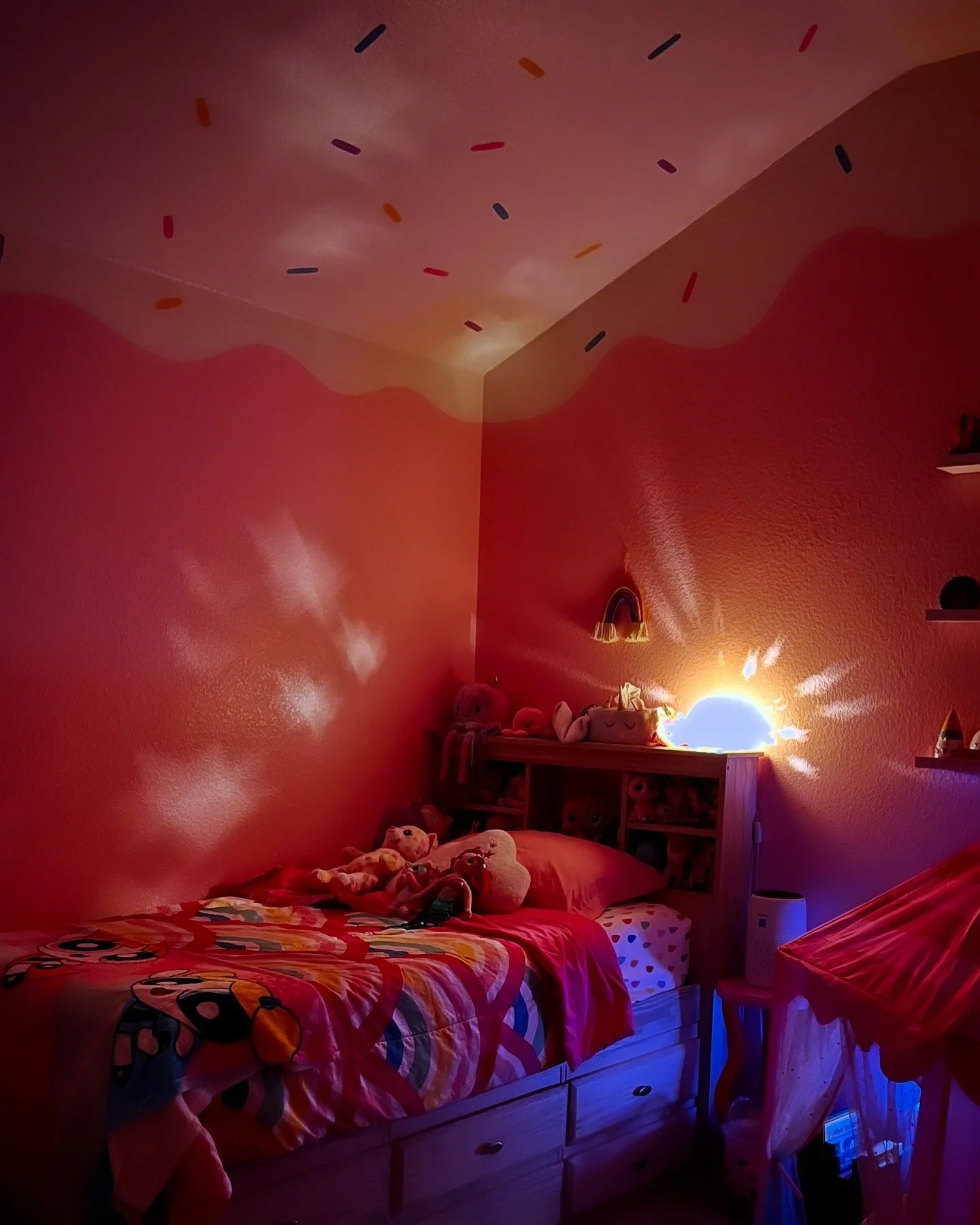 Kid's room with light off