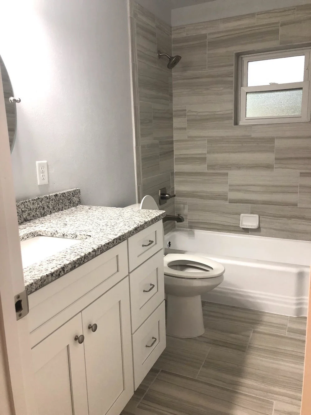 GuestBath.jpg