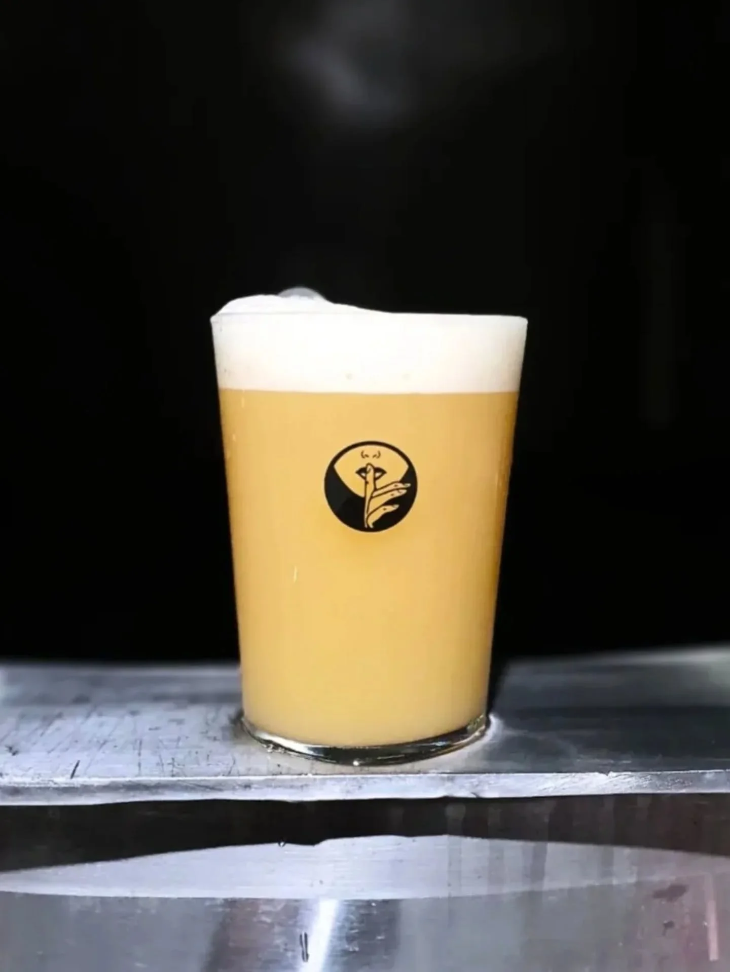 🍺 BREWERY ANNOUNCEMENT: SILENT BREW CO 🍺

🤫🤫🤫 Keep it quiet, you mustn't tell anyone - but we reckon Buxton's @silentbrewco are one of the most exciting new names in modern small batch beer. 

Here we are meeting James from Silent at Beer X (sec