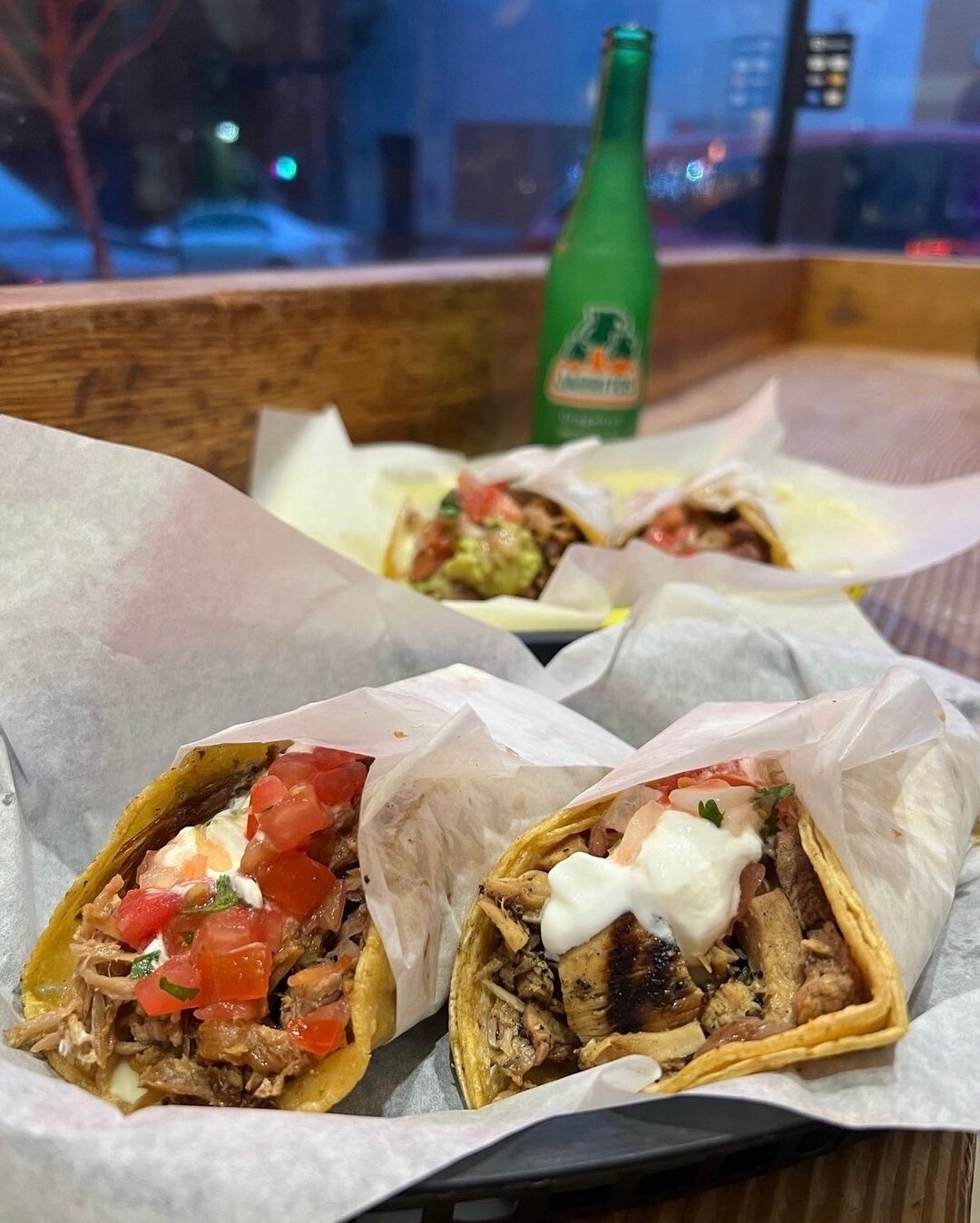 Make your Tuesday a taco-filled delight with 25% off! Use Promo Code TACOTUESDAY when you order online or through our app. 📱🌮 ⁣
📸 by @taco.tuesday.adventures