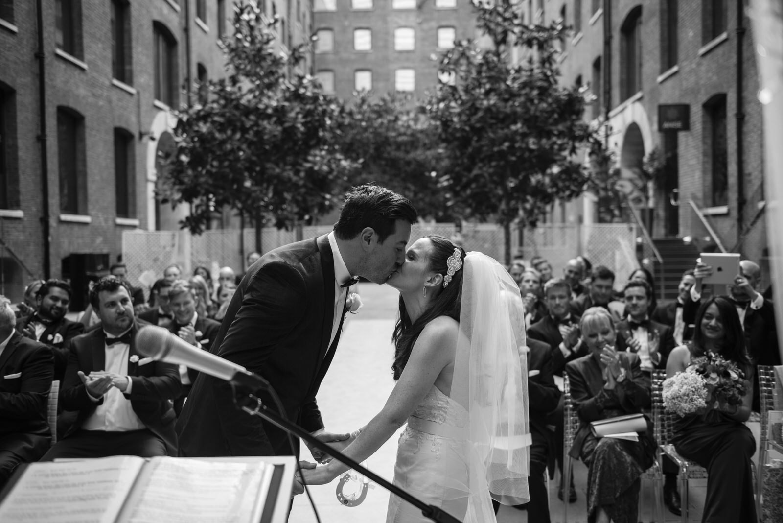 Anna&Oli-Ceremony-100.jpg