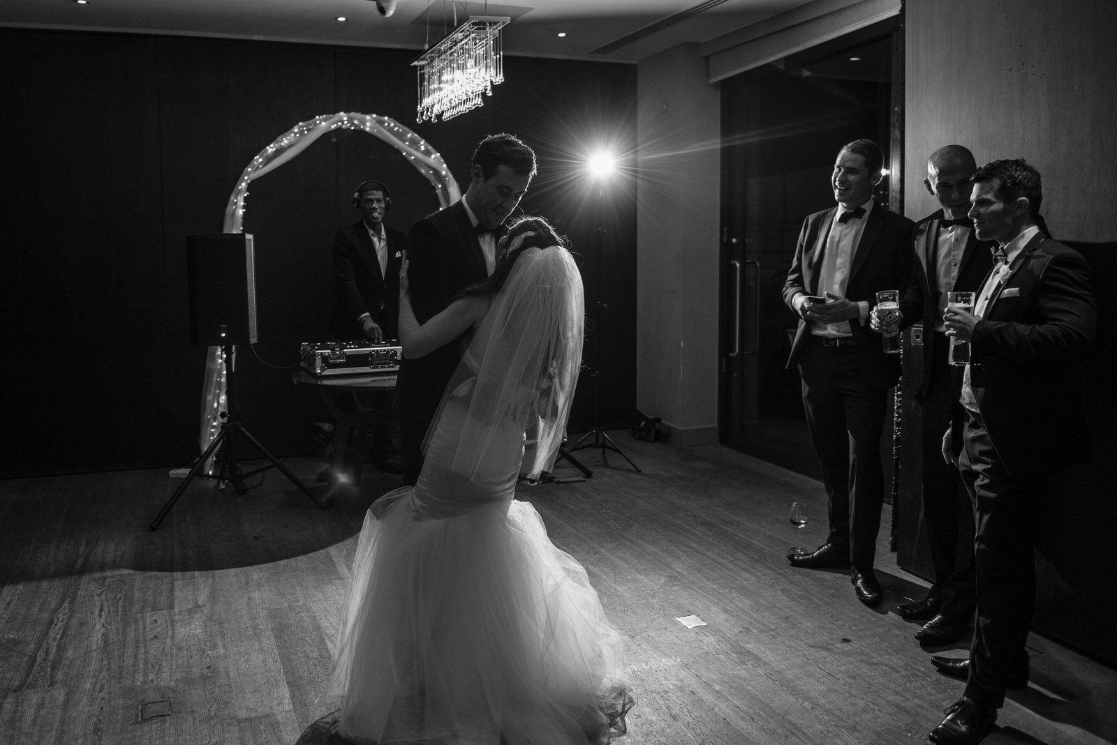 Anna&Oli-Dancing-4.jpg