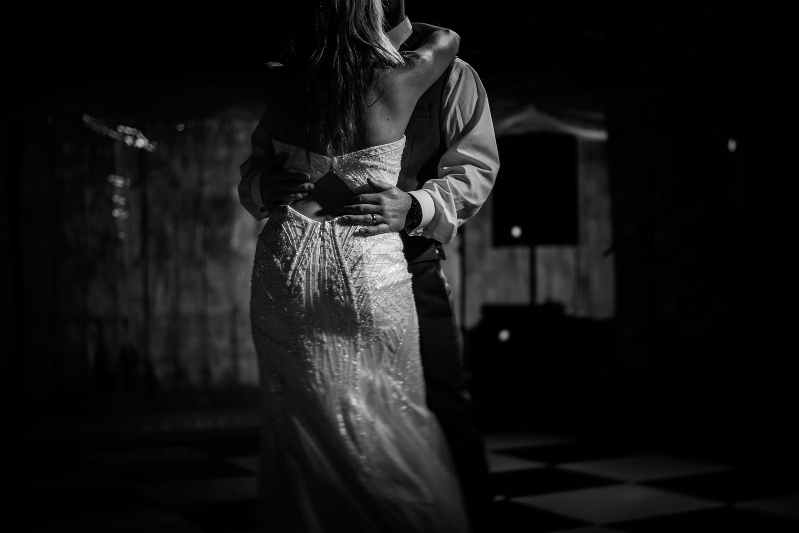L&C-firstdance-110048.jpg