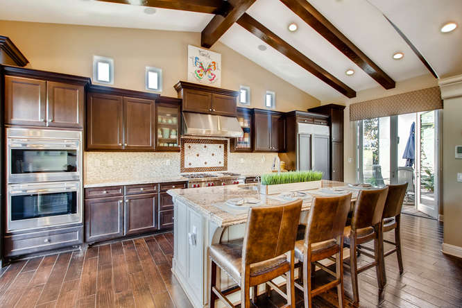 7923 High Time Ridge San Diego-small-013-9-Kitchen-666x444-72dpi.jpg