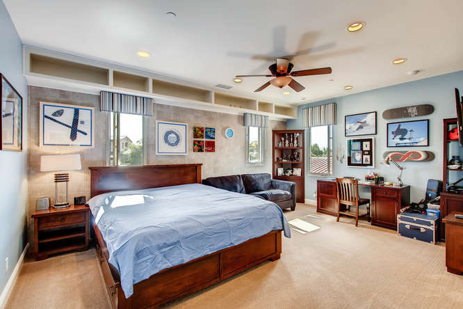 7923 High Time Ridge San Diego-small-020-27-2nd Floor Bedroom-666x444-72dpi.jpg