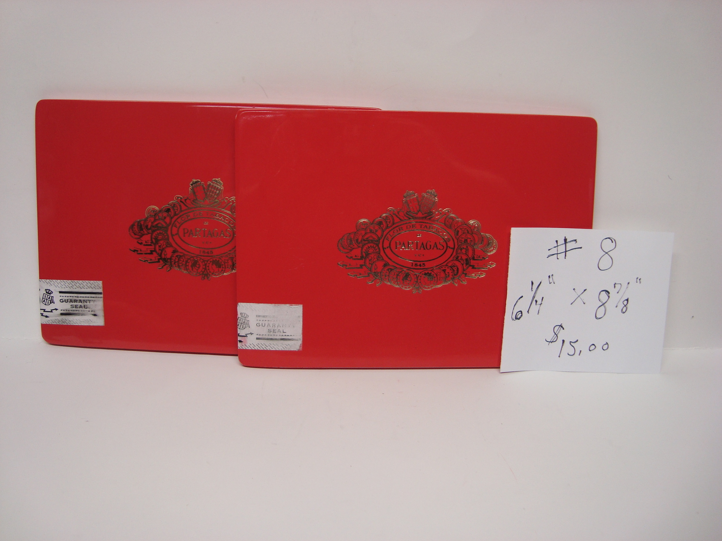 Nice red piano lacquer finish. Four Stations