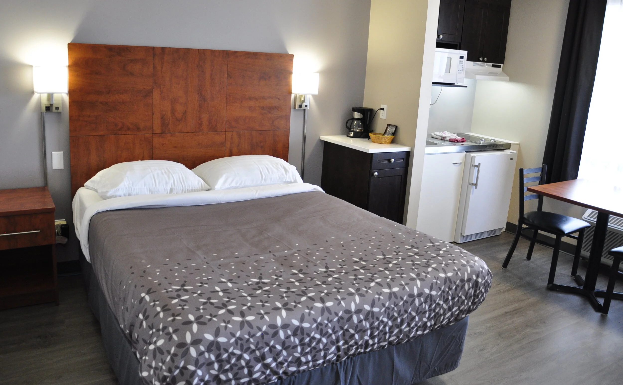 Moonlight Inn and Suites Sudbury On-Site Photoshoot by Sharp Edge Studios