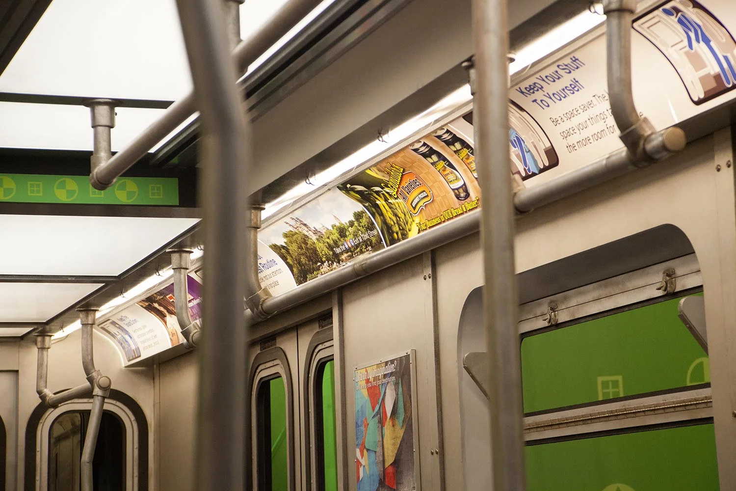 SubwayCar_02.jpg