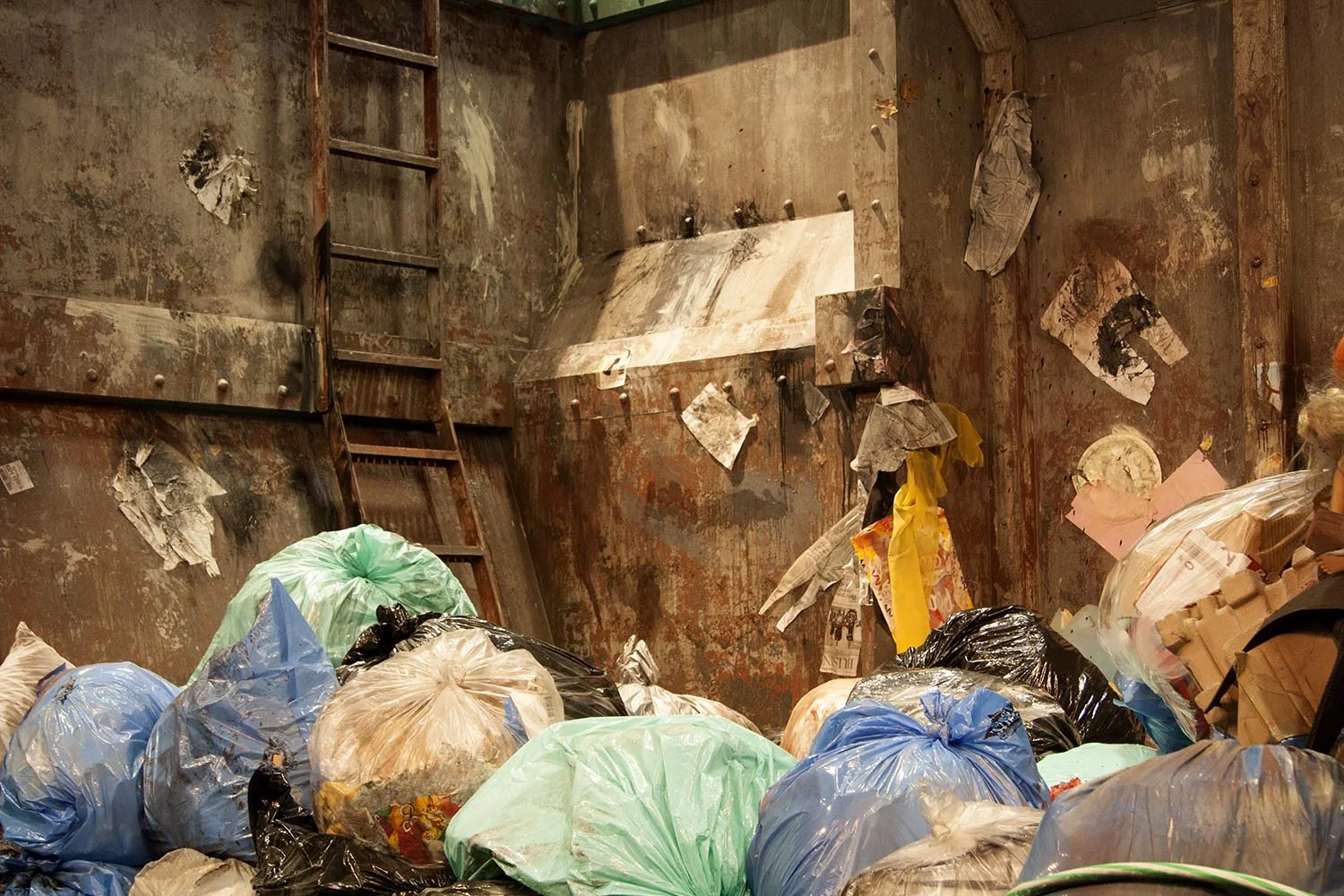 Interior Garbage Truck Set Design Shop Interior Garbage Truck Set Design Shop
