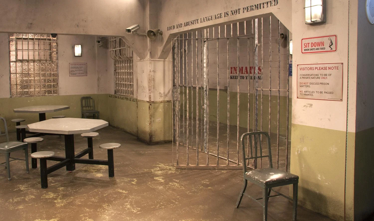 PrisonVisitingRoom_03.jpg