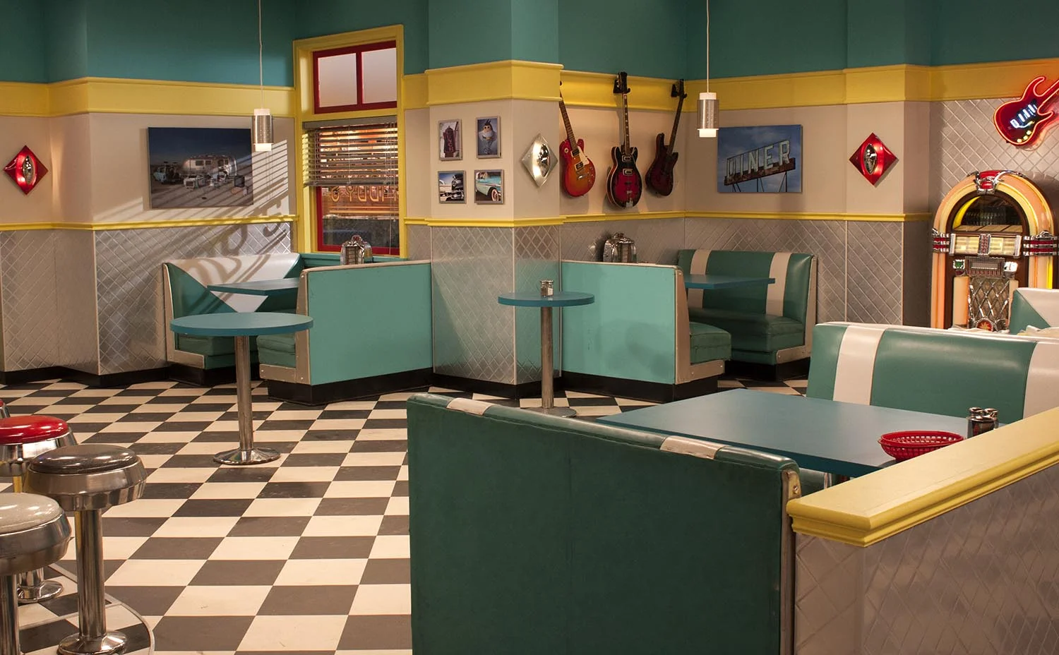 FiddysDiner_06.jpg