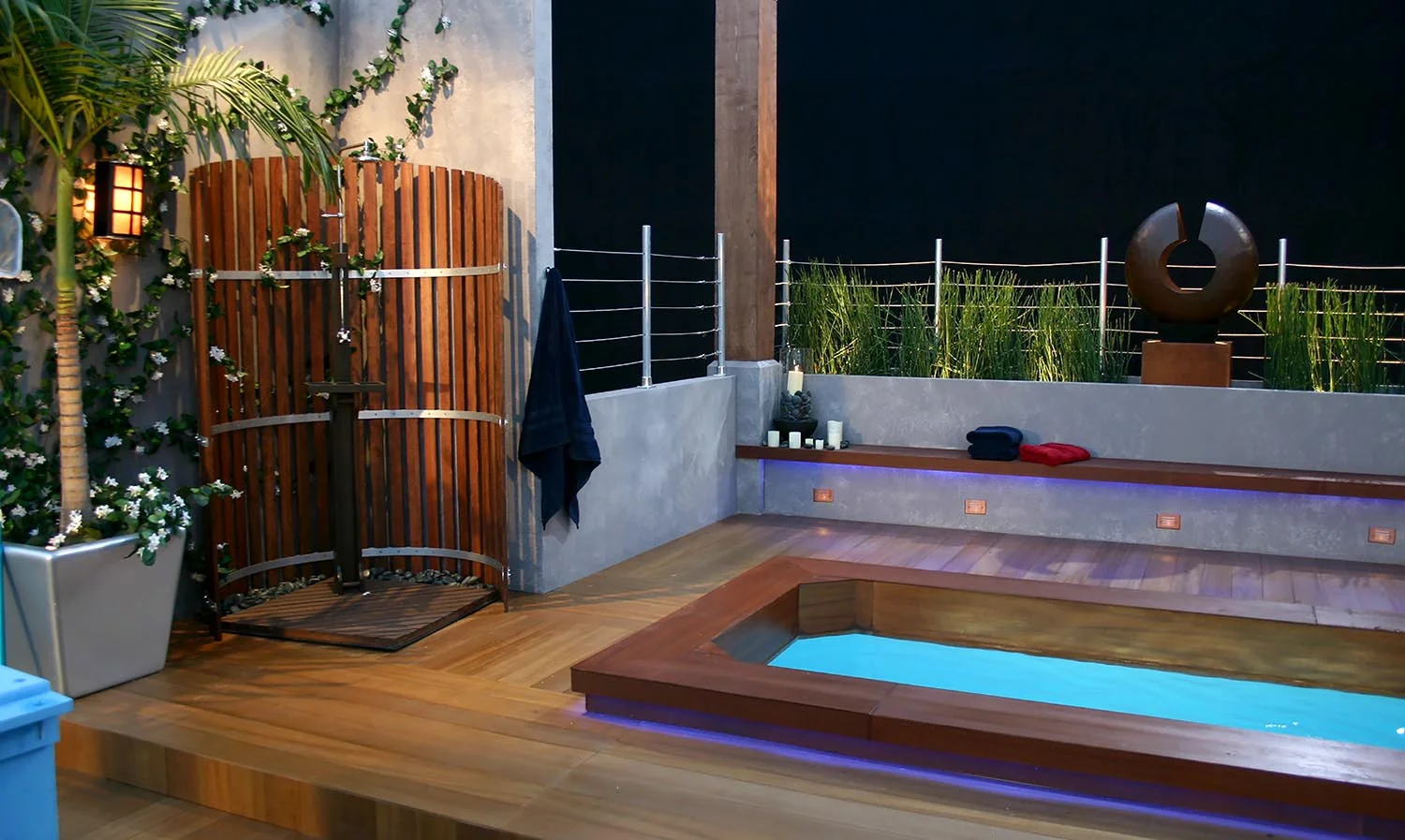 Jacuzzi_01.jpg