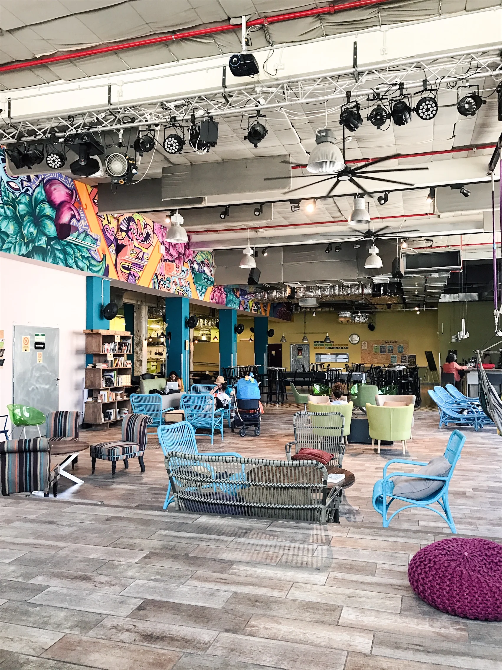 Abraham Hostel - Tel Aviv 
