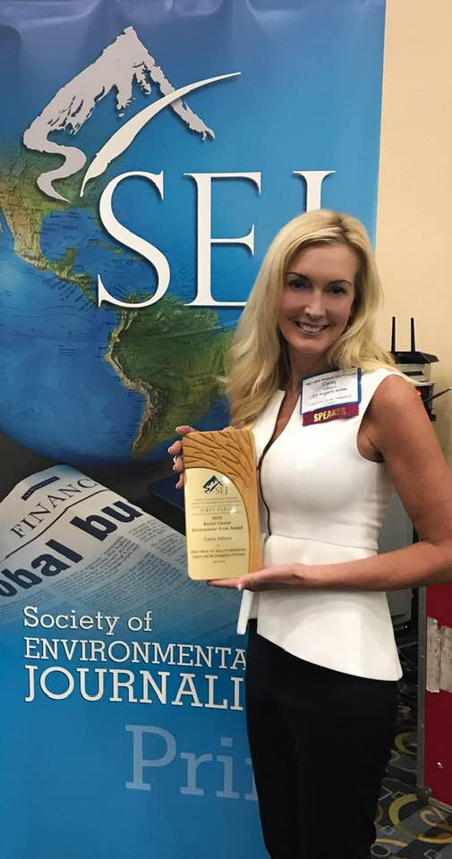 SEJ called her book “a gutsy, compelling read from beginning to end, especially for readers who enjoy the kind of hard-nosed, shoe-leather reporting that used to be the hallmark of great journalism."