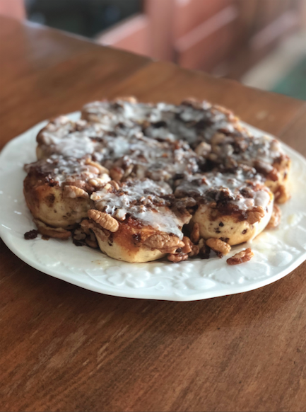 (Easy!) Brown Sugar Pecan Cinnamon Rolls