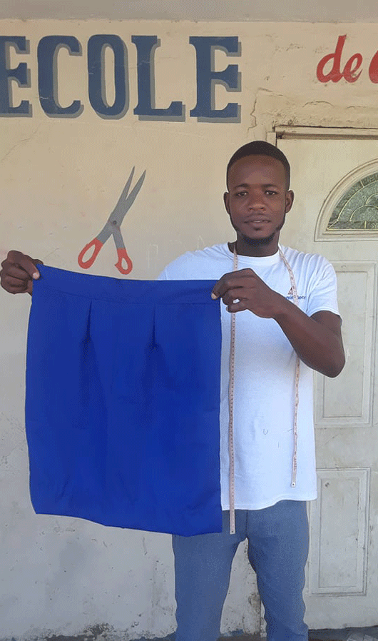 Walben_blue_skirt.png