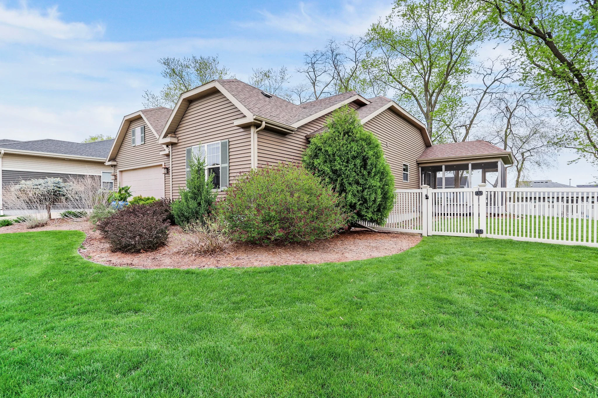 2-web-or-mls-309-alton-dr.jpg