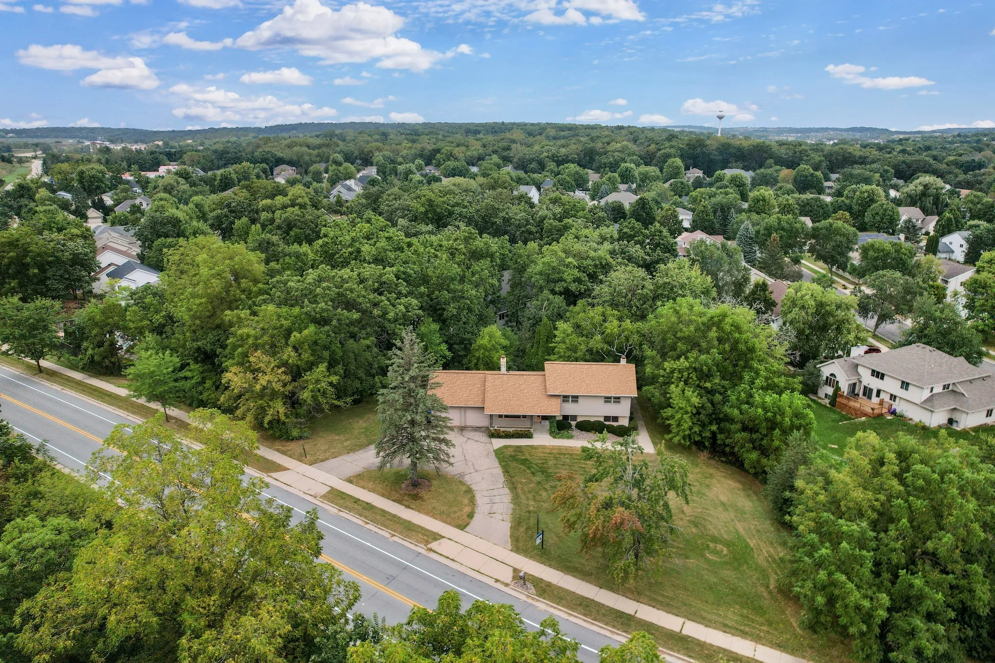42-web-or-mls-421-n-nine-mound-rd.jpg
