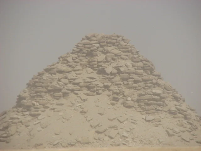 23step-pyramid-Saqqarra.jpg