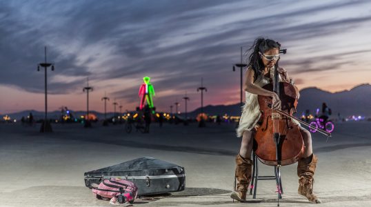 Cello-Player-Live-Performance-Jamen-Percy-538x300.jpg