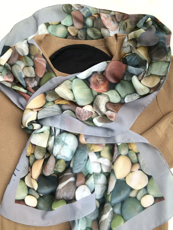 Pebbles_GreyonAgnesB.jpg